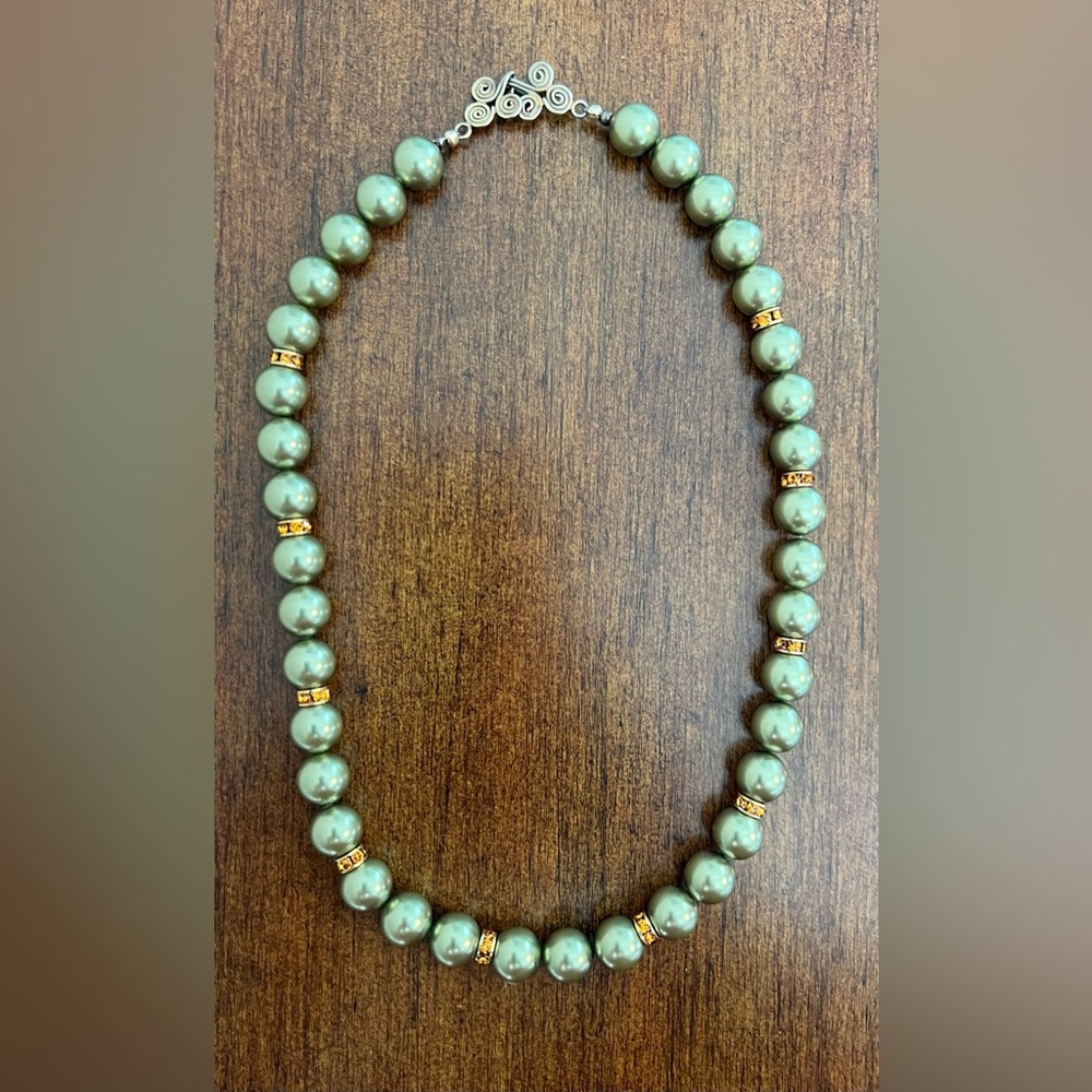 Key-lime Freshwater Pearl Necklace w/ Gold tone and Citrine Spacers 15.5" L